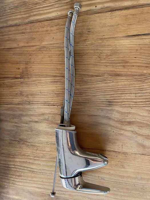 Torneiras marca ROCA em bom estado