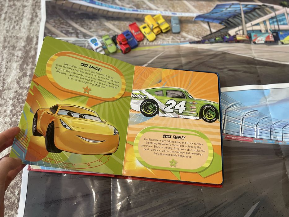 Тачки ,Cars книга