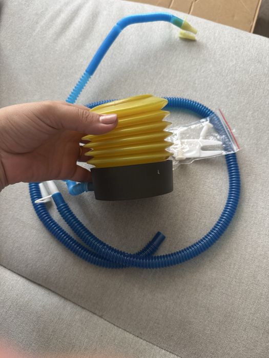 Насос для надувного матрацу