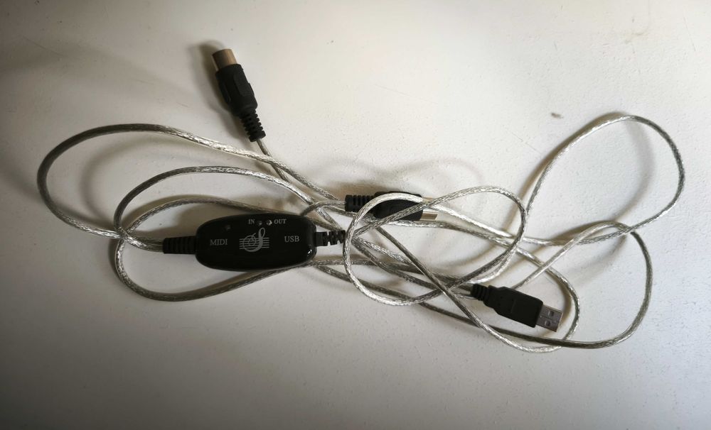 (pouco uso, bom estado) Órgão eletrónico / teclado Yamaha EZ-200