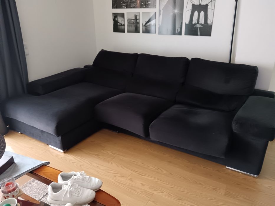 Mobília de sala e chaise-lounge