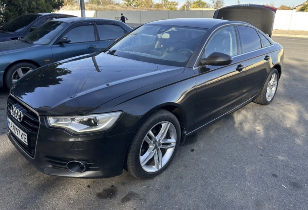 Audi A6 2011 VIN WAUZZZ4GXCN030751 фото оголошення 2 з 8