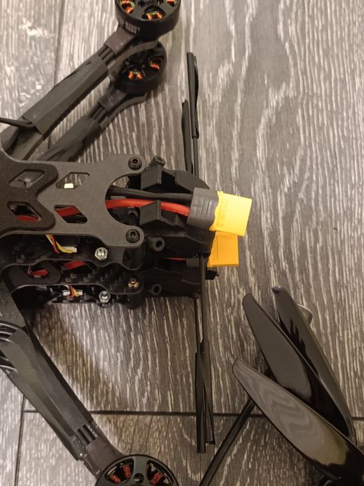 Продам fpv дрони 7 дюймів