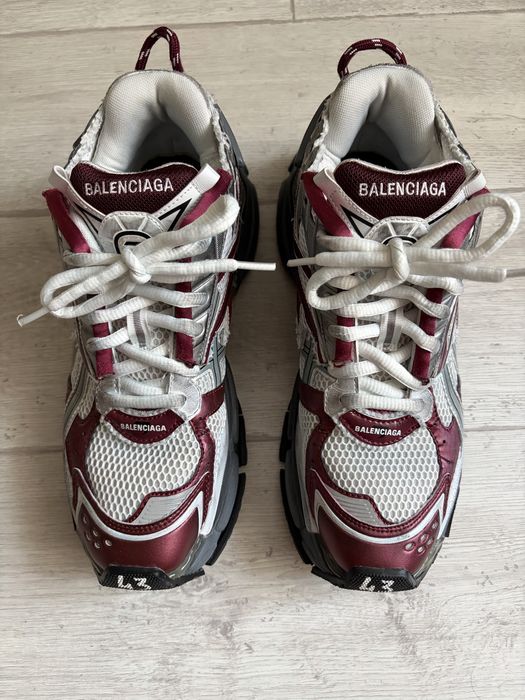 Balenciaga runner