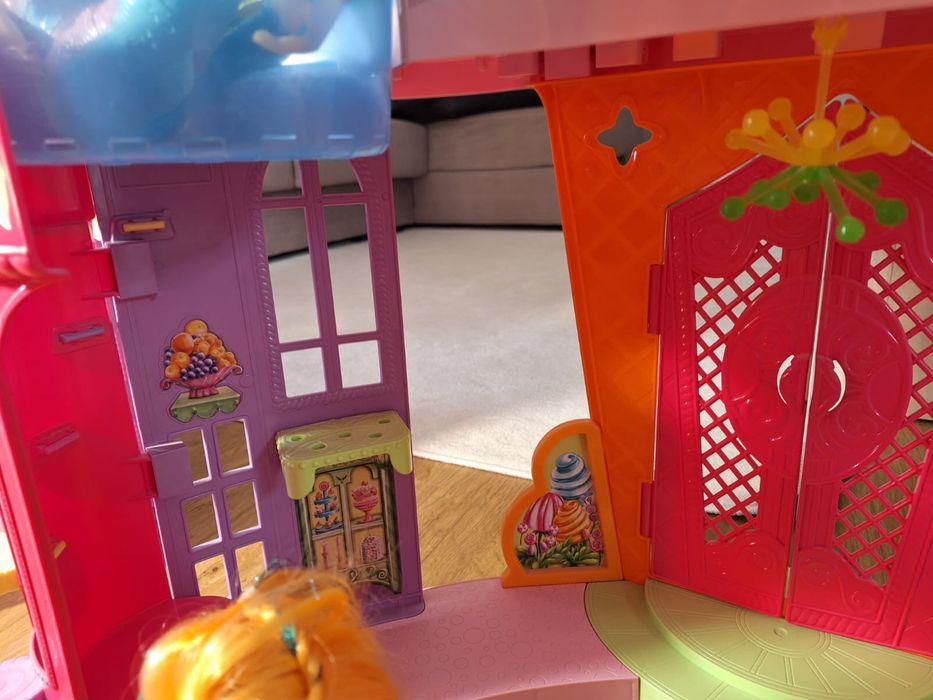 Castelo grande de princesas