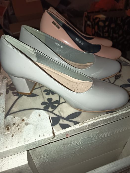 Oddam za darmo buty damskie 36