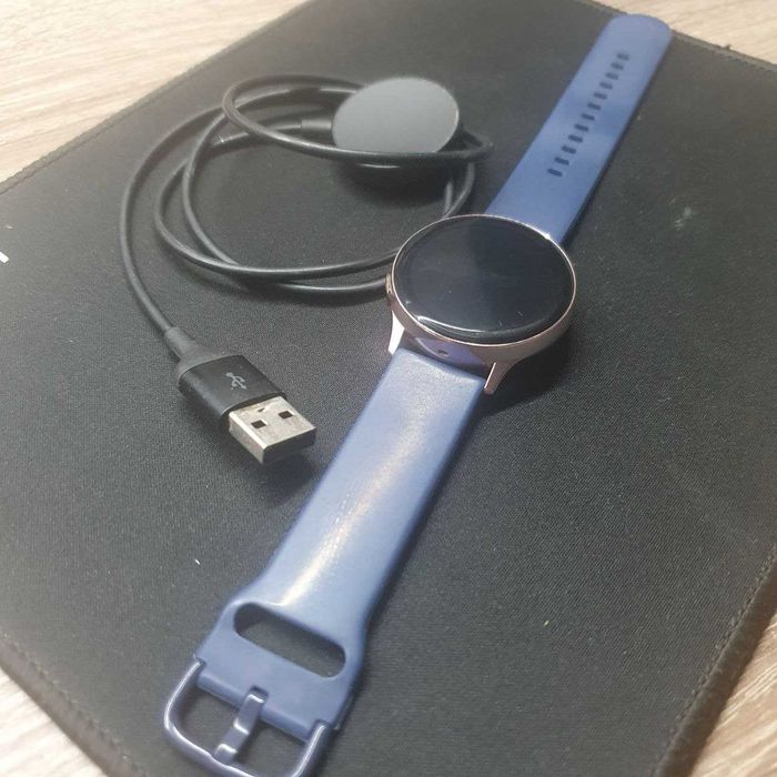 Смарт-годиник Samsung Galaxy Watch Active2
