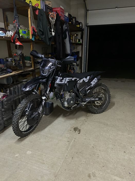 мотоцикл геон гнс 300