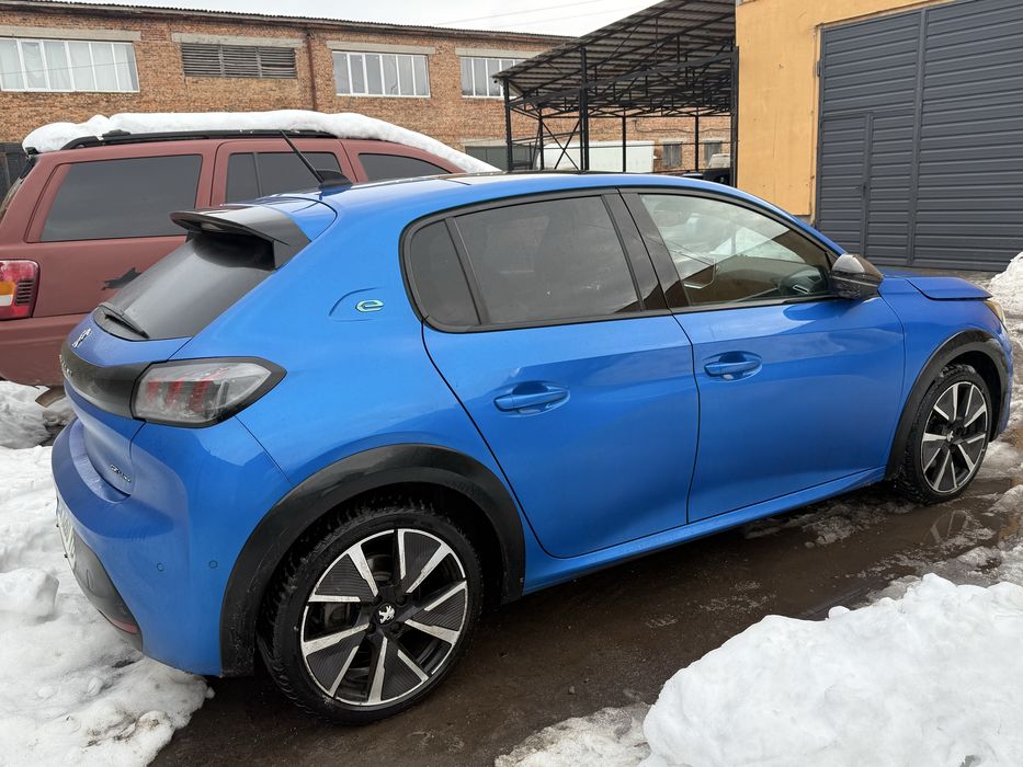 Peugeot e-208 GT line 2019