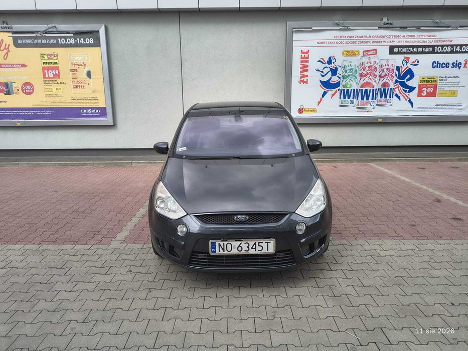 Samochód marki Ford s-max