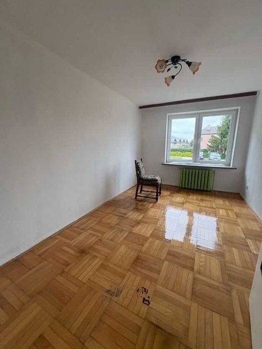 Sprzedam przestronne mieszkanie 64,8 m² – parter, 3 pokoje