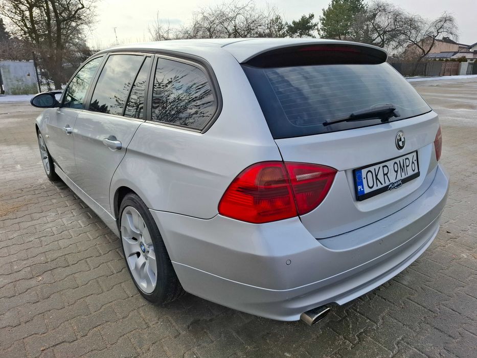 BMW E90 318 2.0 Benzyna Manual 6-Biegów Wypas Stan Bdb Ważne Opłaty
