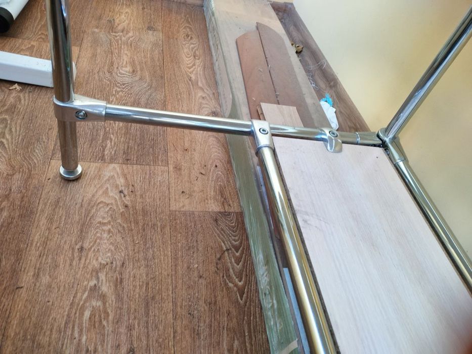 Стіл для швейної машини