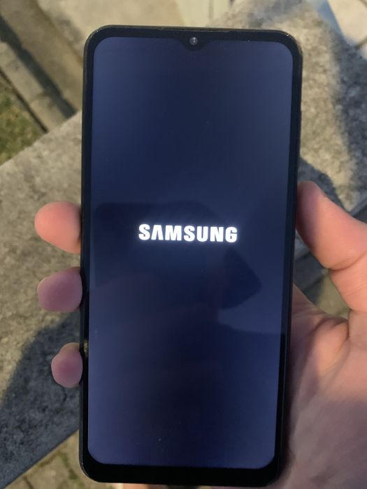 A13 semi novo bom pro dia a dia