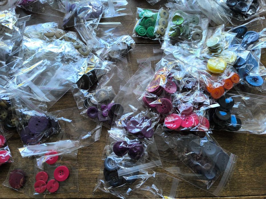 Zestaw Kolorowych Guzików