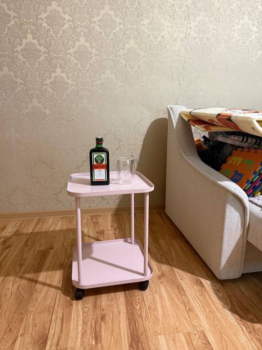 журнальний столик на колесах етажерка тумбочка прикроватная столик