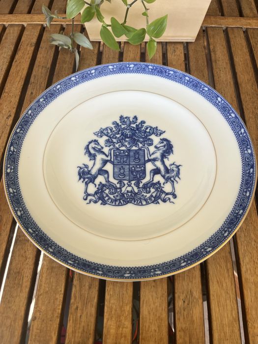 Plate by Companhia das Índias