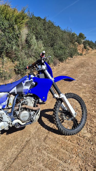 Yamaha wr250 com matrícula