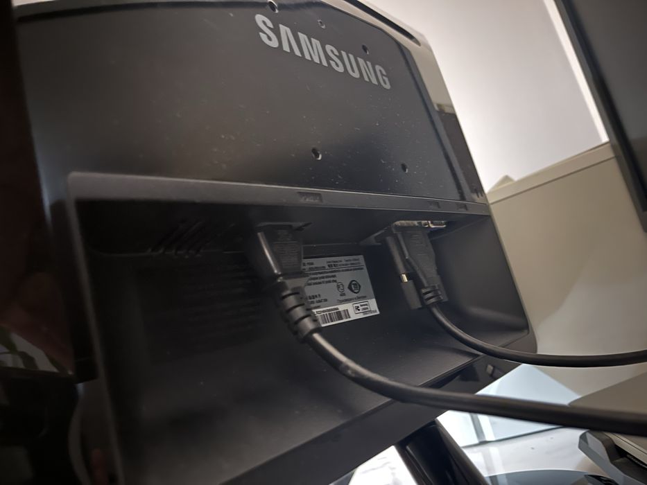 Sprzedam monitor Samsung 22” Full HD