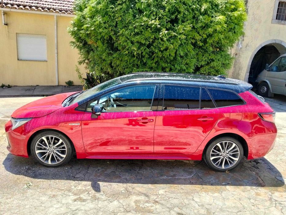 Toyota Corolla 1.8 Hybrid e-CVT Bi-Tone (2019) – 84.498 km