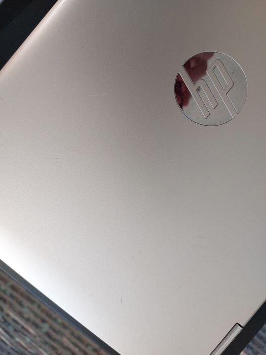 HP Laptop/Tablet442369024711075841