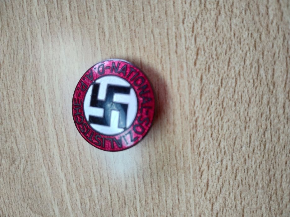 Pin national sozialistische