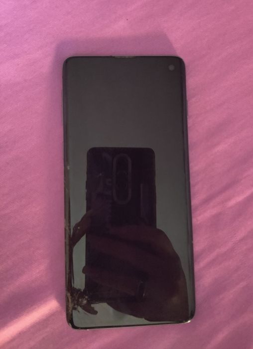 Samsung s10 8/128 gb