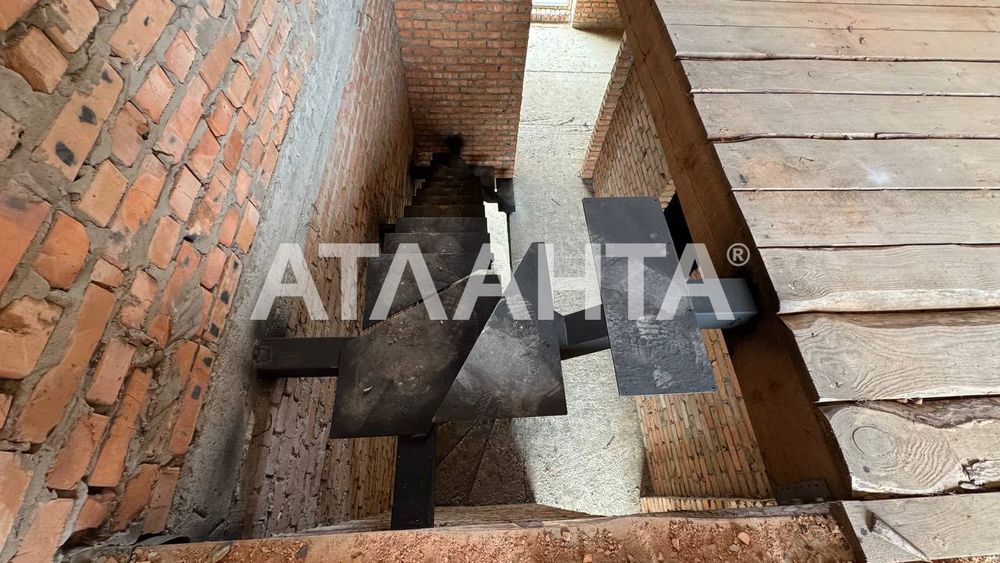 Продаж Танхауса  У Хотові, вигідна ціна. Обухівського району.