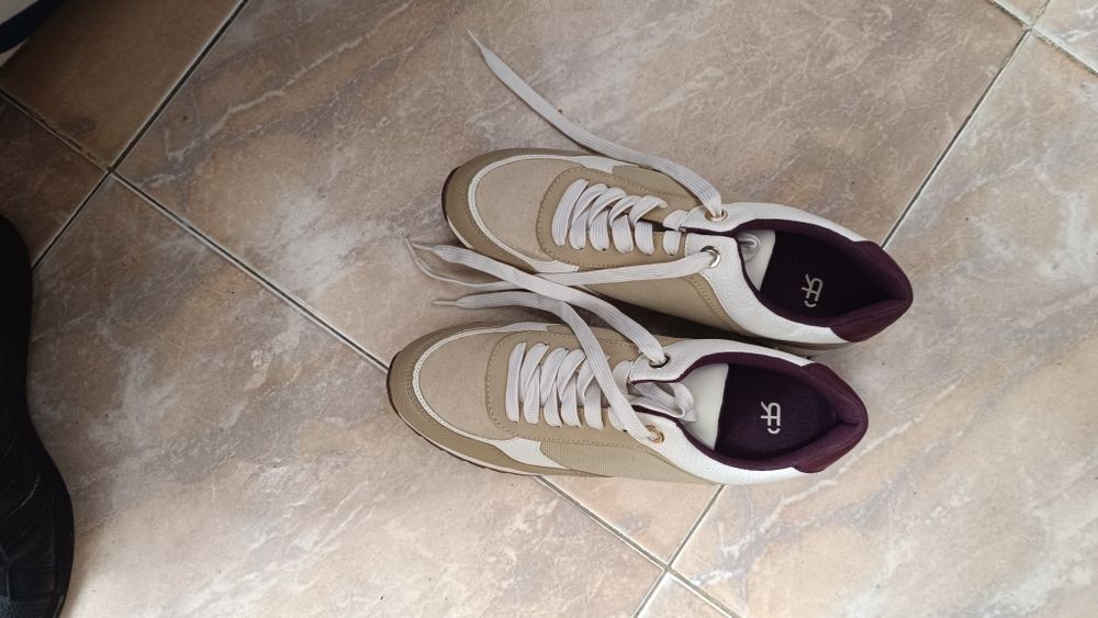 Tênis senhora  marca  Parfois