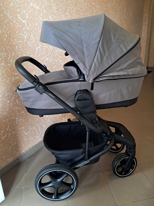 Продам коляску 2 в 1 Easywalker Harvey 5 Premium MIDDLE LUX (Pebble Grey)
