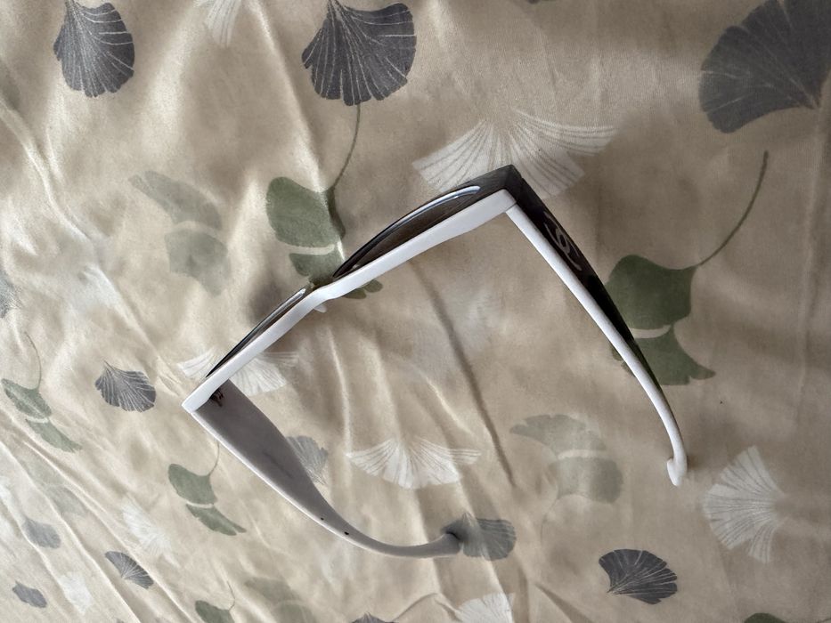 Oculos chanel novos