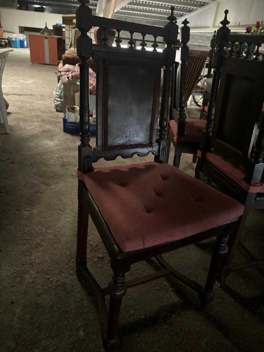 Cadeiras novas e usadas