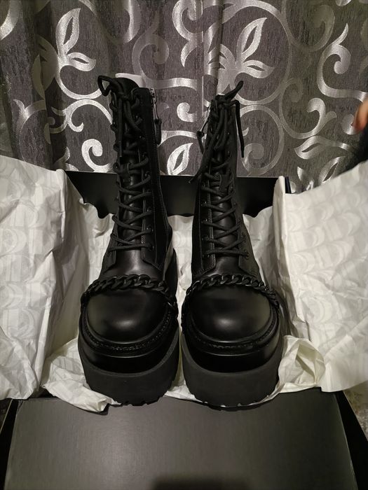 Нові оригінальні ботинки D'amelio footwear 38 розміру