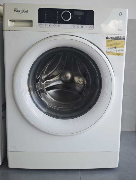 Máquina de lavar roupa Whirlpool 6th sense 8kg