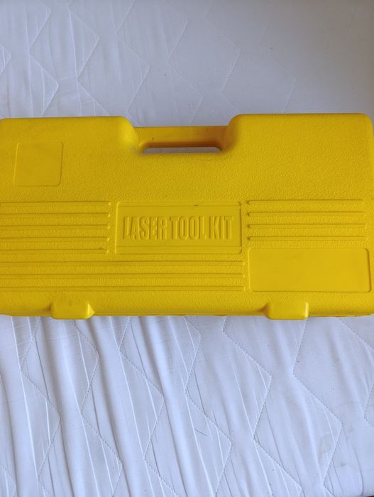 Poziomica laser tool kit LASER 670
