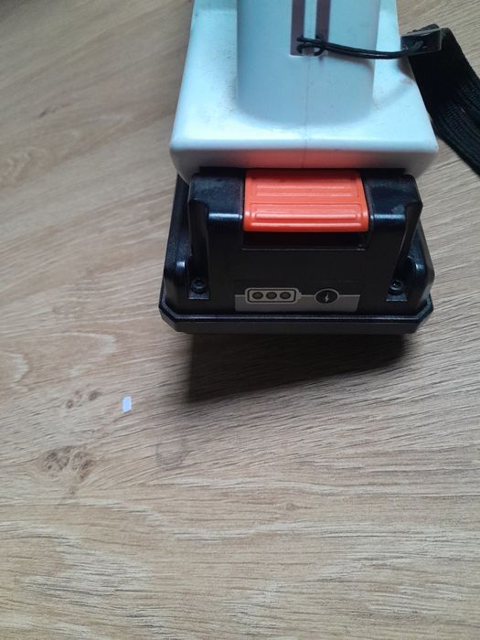 Odkurzacz weclean v1-2 uszkodzony