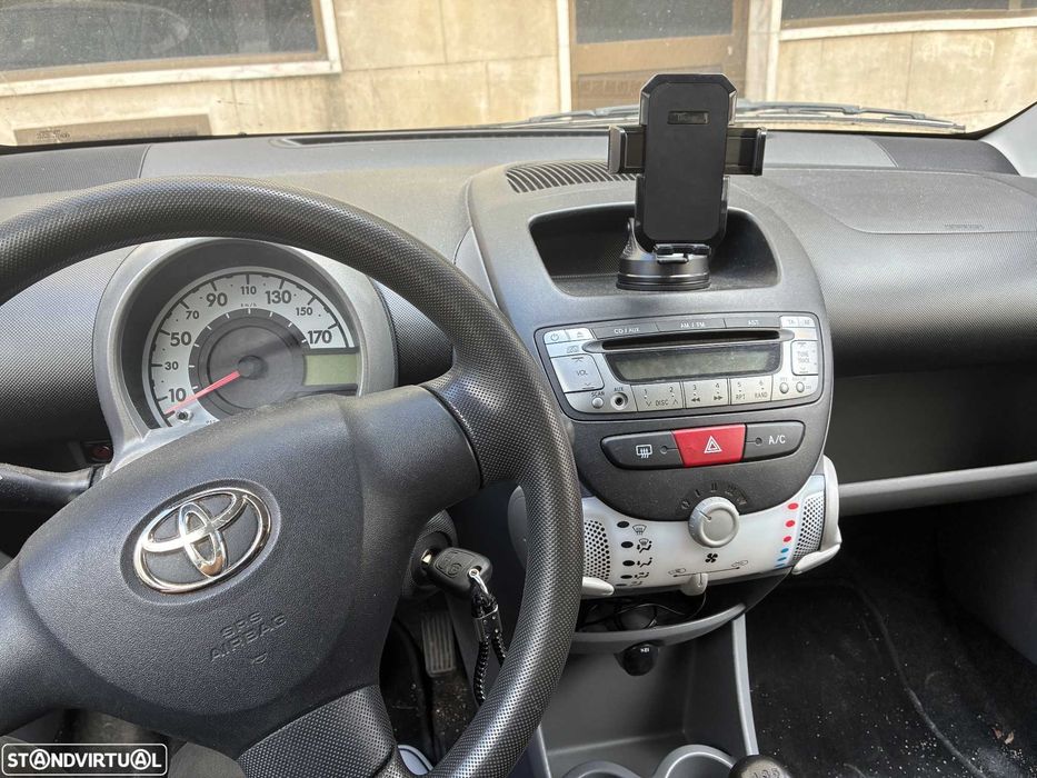 Toyota Aygo 1.0 2011