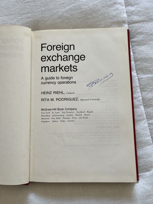Livro “Foreign Exchange Markets”