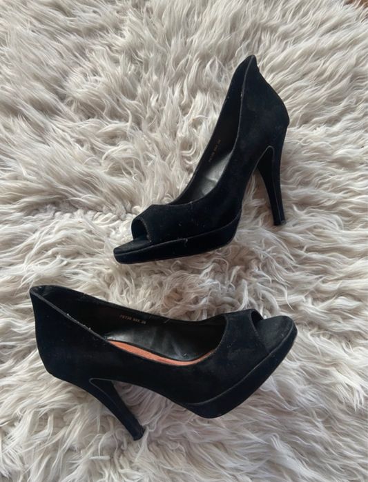 Szpilki damskie Reserved 39 czarne odkryte palce skórzane skóra