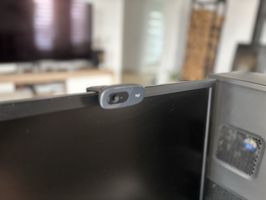 Компьютер Logic Power, монитор Dell, процесор Intel i7