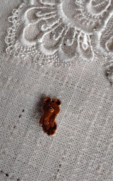 Broszka misiu lata 80