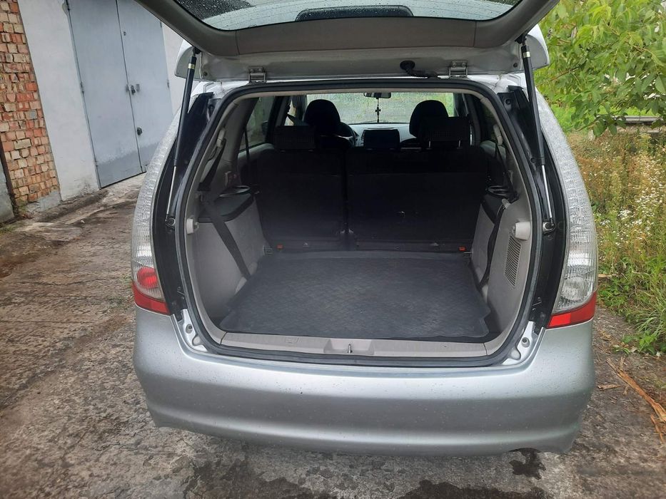 продам авто мецубісі грандіс автомат газ/бенз