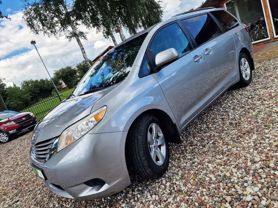 Toyota Sienna