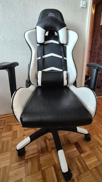 Fotel Gamingowy Silver Monkev SMG-400