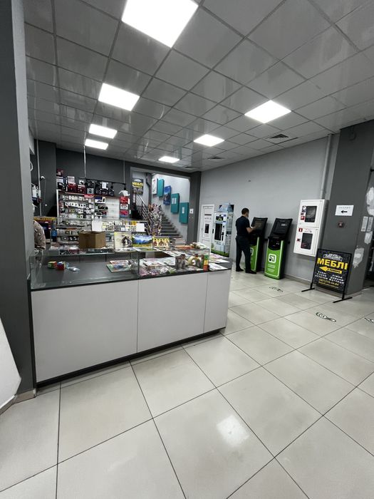 Продаж торгового центру”Дастор”