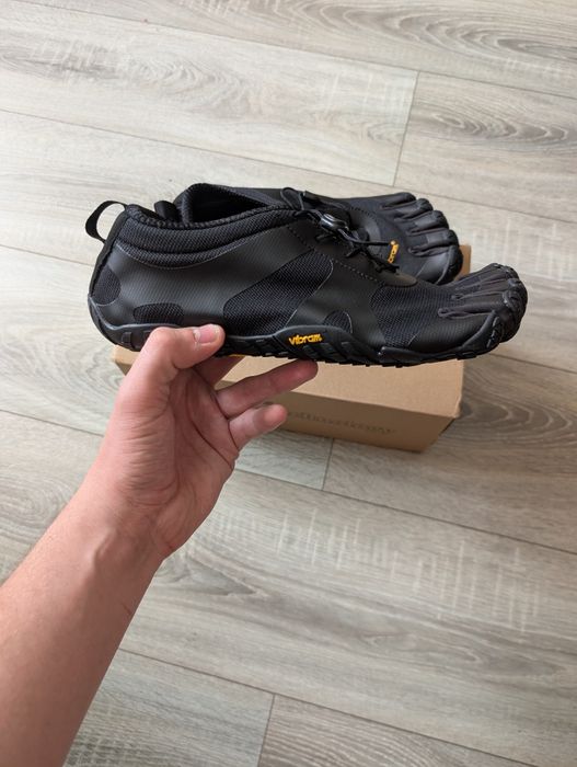 Vibram FiveFingers 42