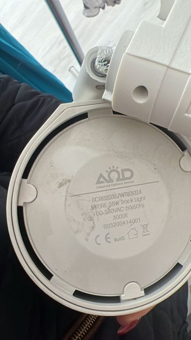 Vendo Focus LED 42 unidades preco negociável