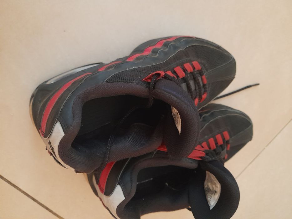 Tennis Airmax praticamente novos