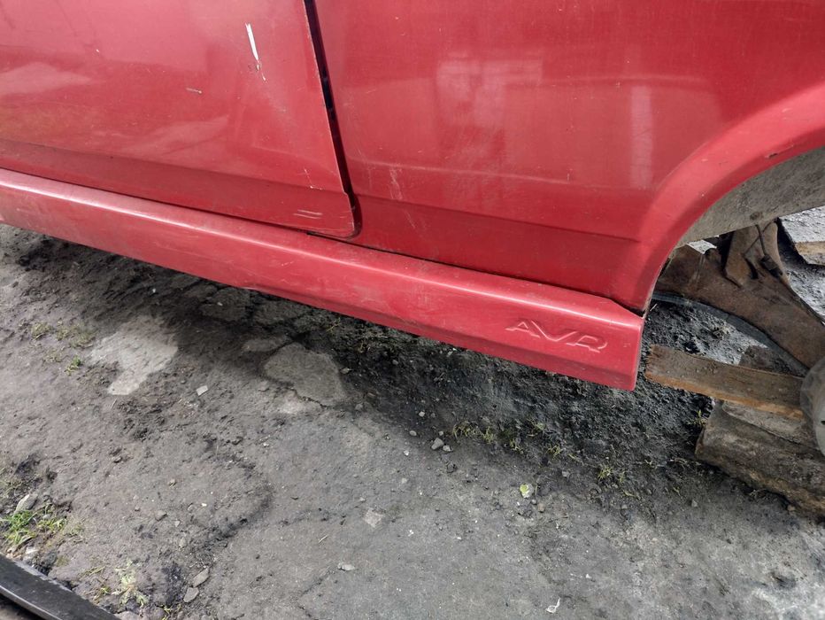 бампер задній ваз 2108  Avr