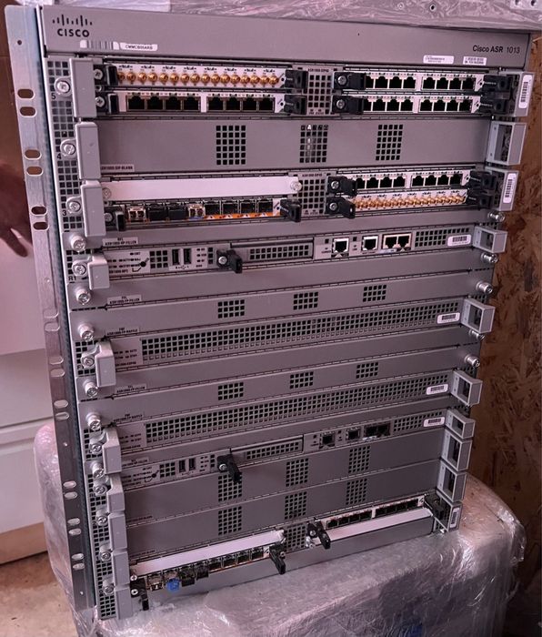 Cisco ASR 1013 Маршрутизатор